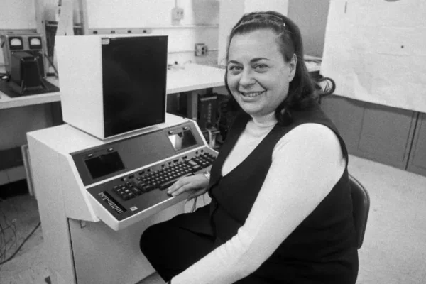Evelyn Berezin, creadora del primer procesador de texto